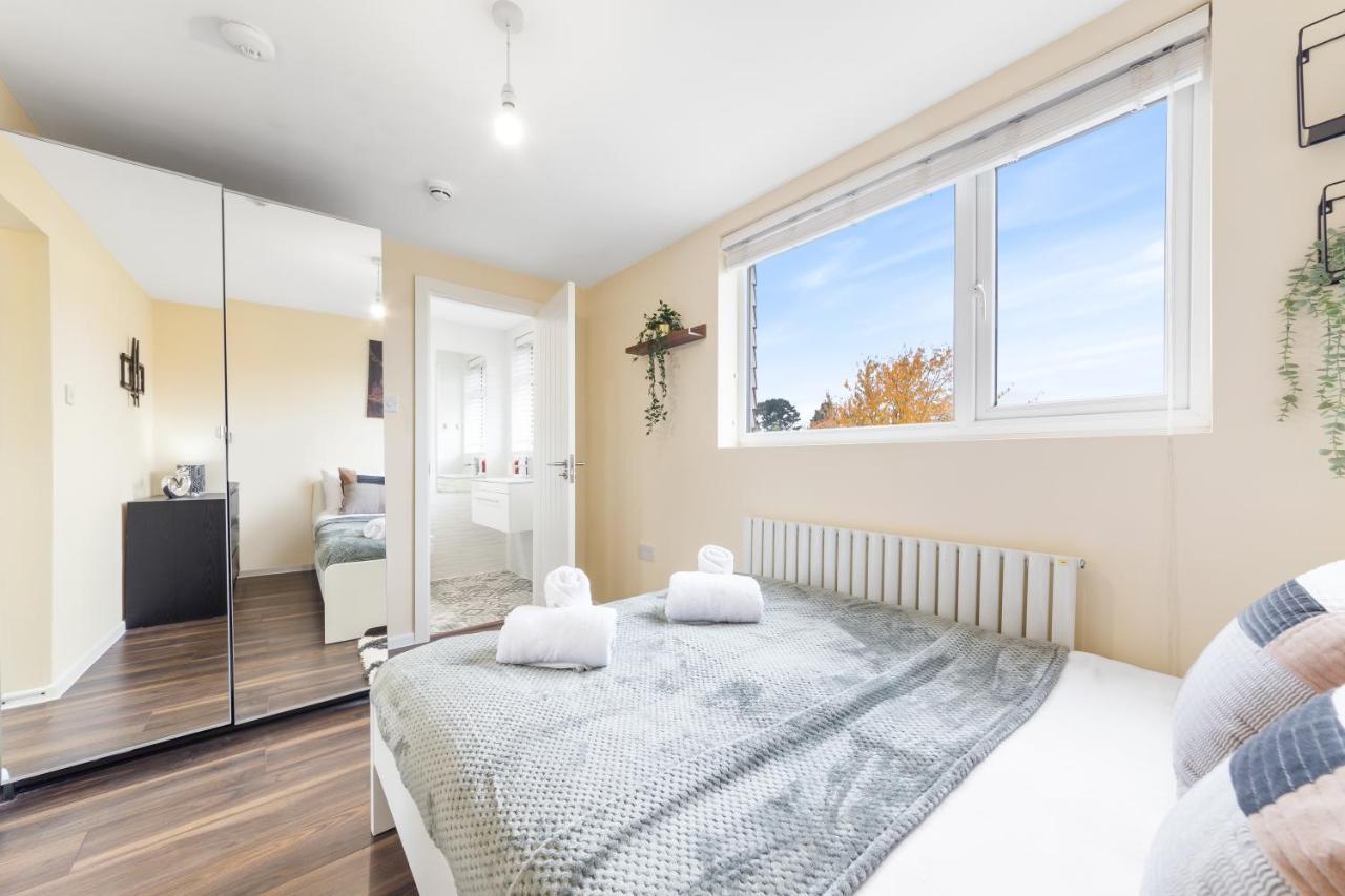 Twickenham Homes Isleworth Ngoại thất bức ảnh
